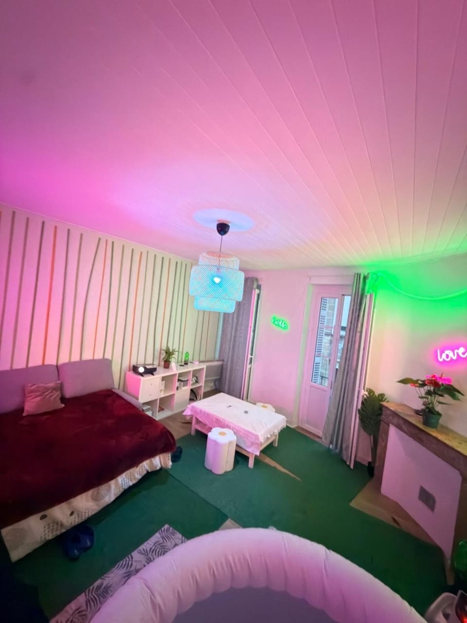 Un Jacuzzi dans le centre Apartment in Bordeaux