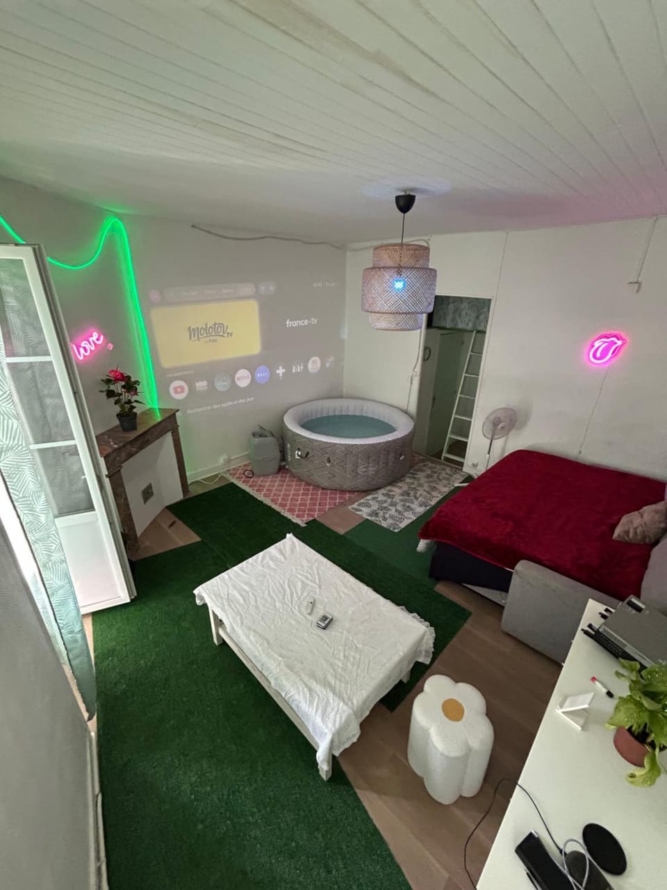 Un Jacuzzi dans le centre Apartment in Bordeaux