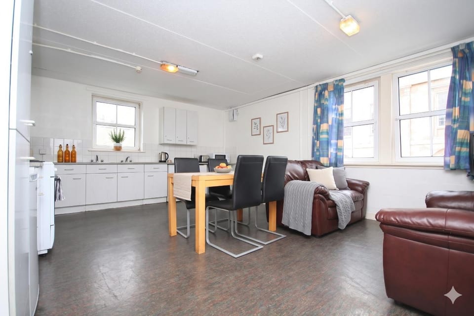 Ocean Quay Hostel in Greenock