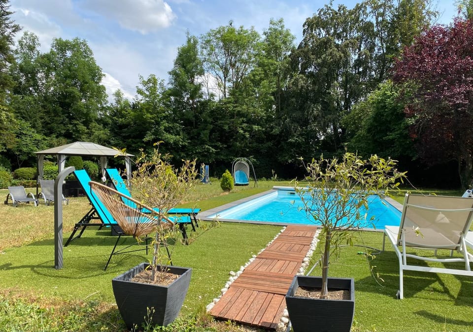 Garden, Swimming pool