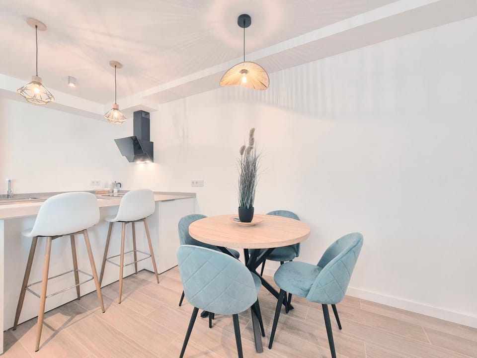 Kitchen or kitchenette, Dining area, kitchen, kitchen