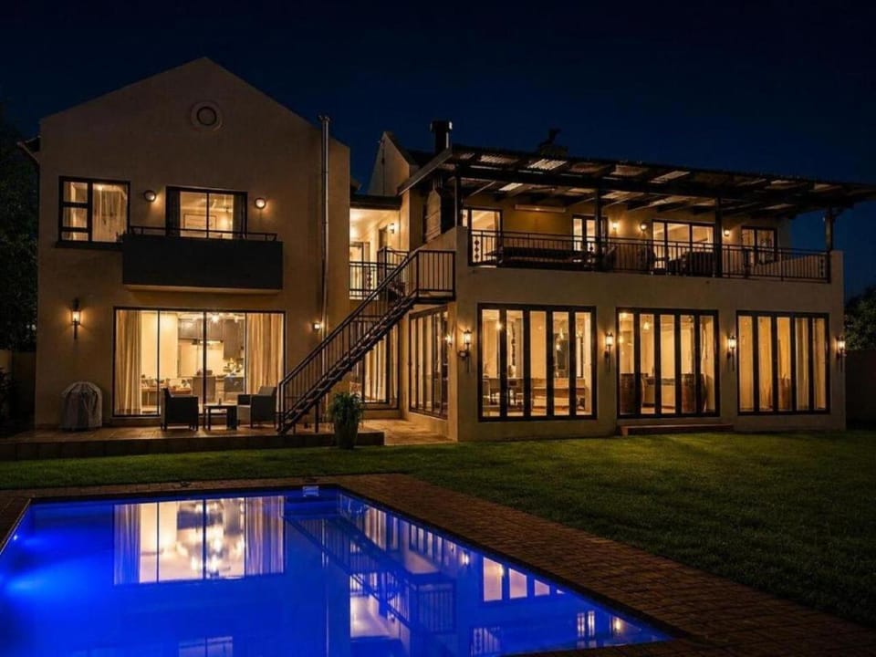 Property building, Night