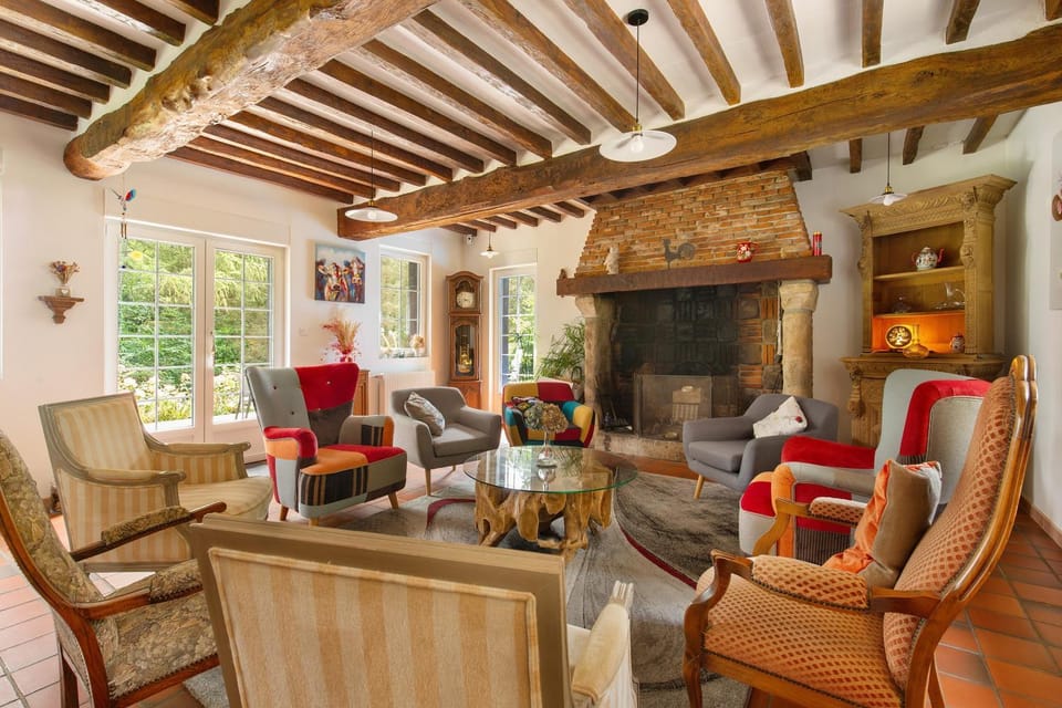 Property building, Living room