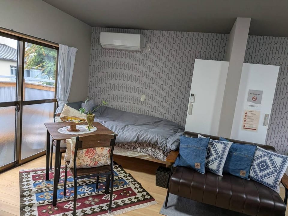 Living room, Dining area, air conditioner
