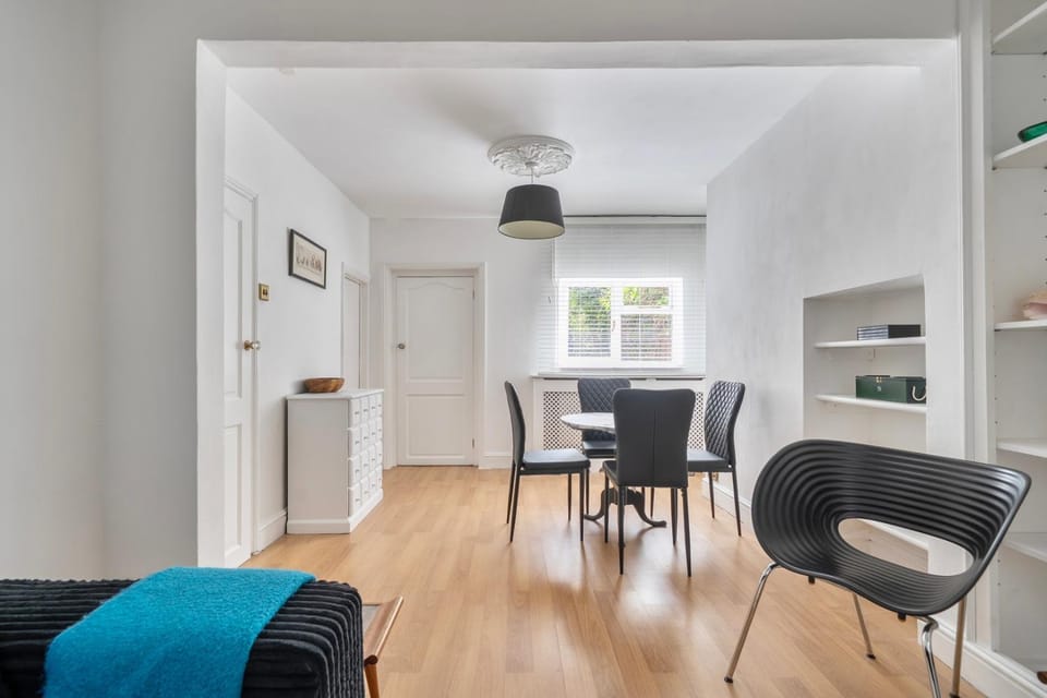 Charming Town Centre Retreat in Bury St Edmunds House in Bury Saint Edmunds