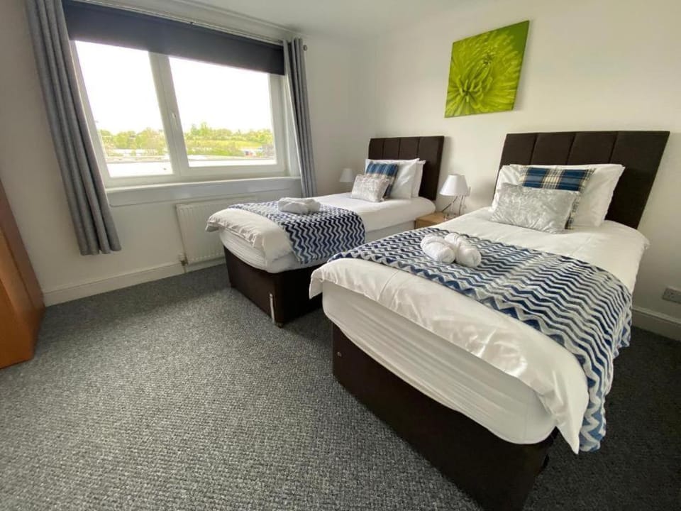 Pure Home Oakley Central TBA Apartment in Scotland