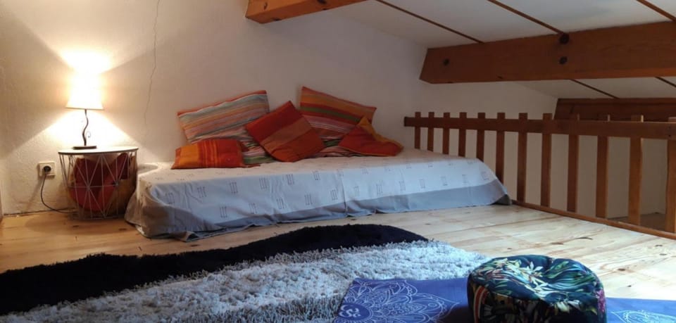 Property building, Living room, Bedroom