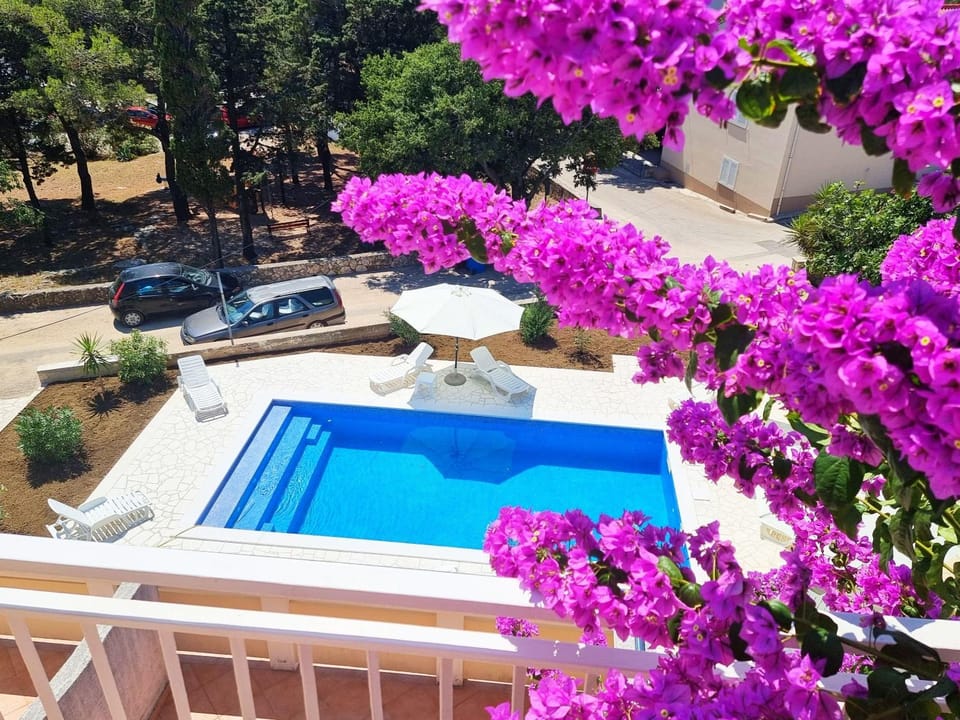 CC Vlad Center Novalja with Pool Apartment in Novalja