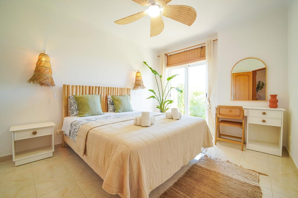 Villa Sunrise by MOJE Holiday Apartment in Budens