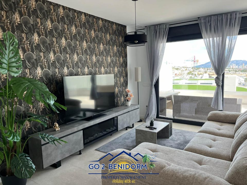 Communal lounge/ TV room, Living room