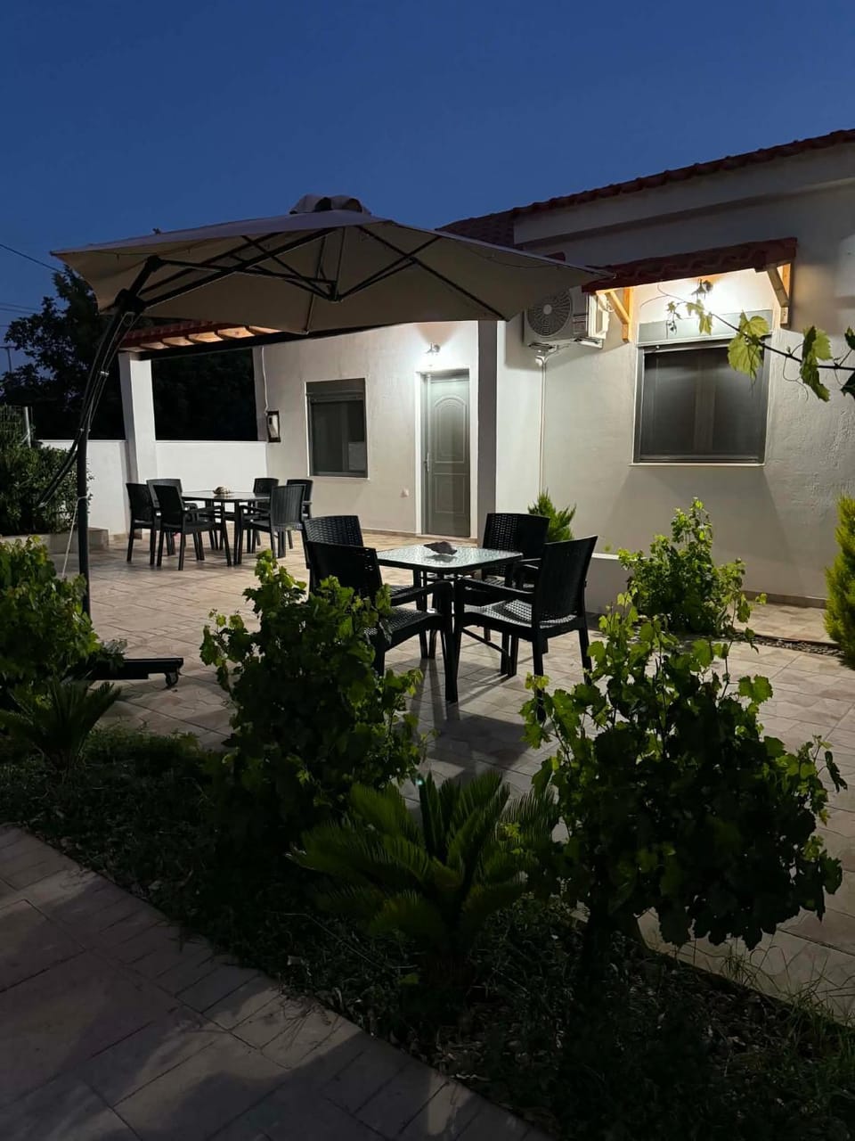 Patio, Night