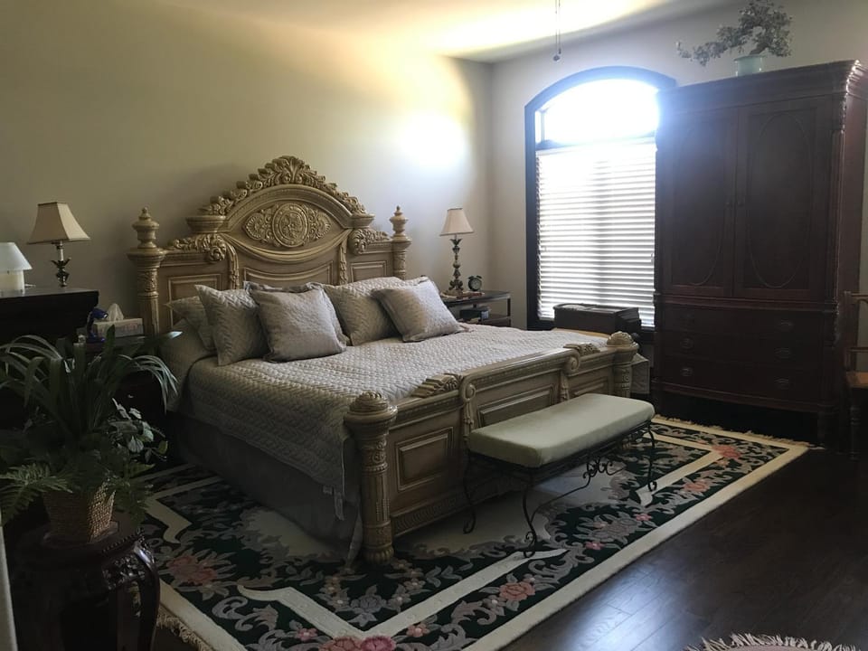 Bed, Bedroom