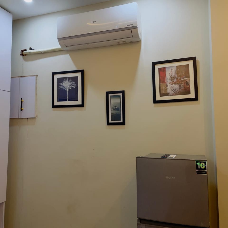 Peaceful studio near emporium Apartment in Lahore