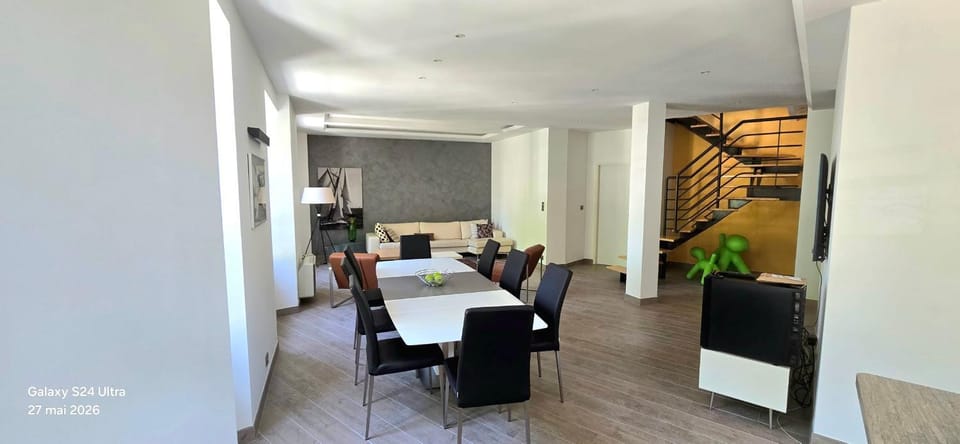 Chic duplex in Saint-Tropez with parking Apartment in Saint-Tropez