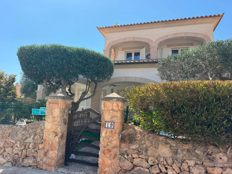 Casa S`Olivera - tolles Ferienhaus am Meer nahe Es Trenc Strand House in Migjorn