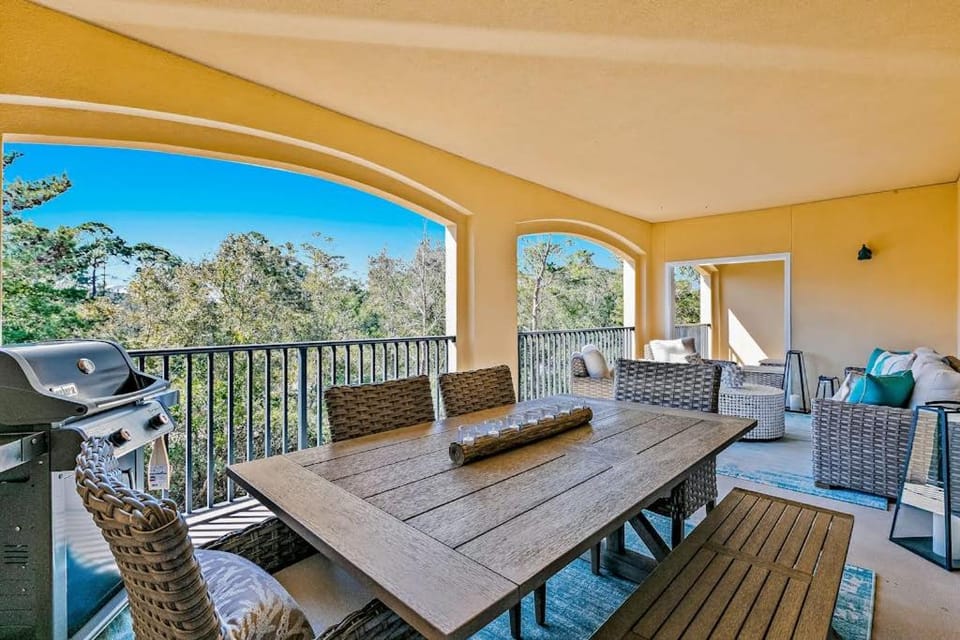Coastal 3BR Getaway on 30A with Pool Balcony & Easy Beach Access House in South Walton County
