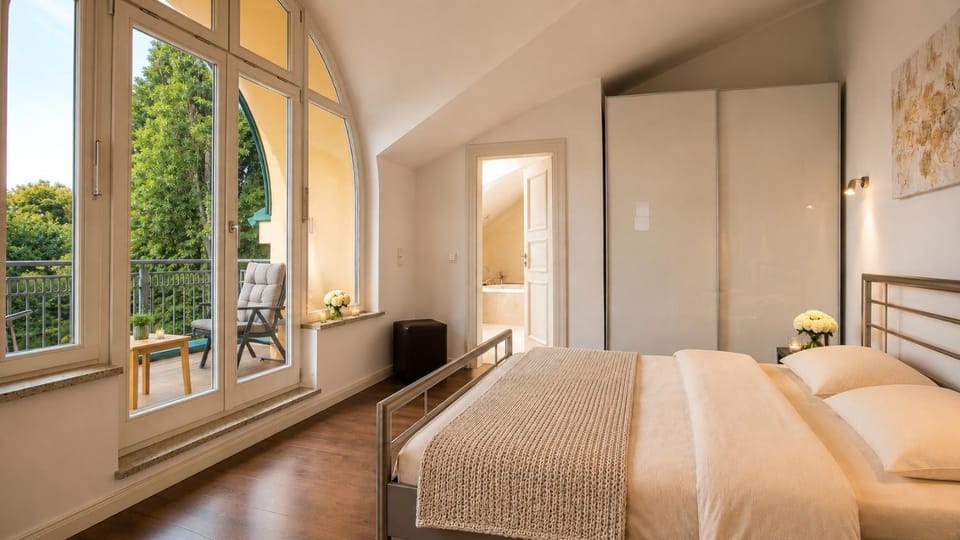 Premium-Loft am Wasser - 3 Balkone Apartment in Potsdam