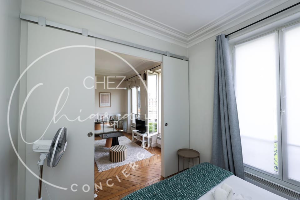 A Chic Retreat in Central Paris Apartment in Paris