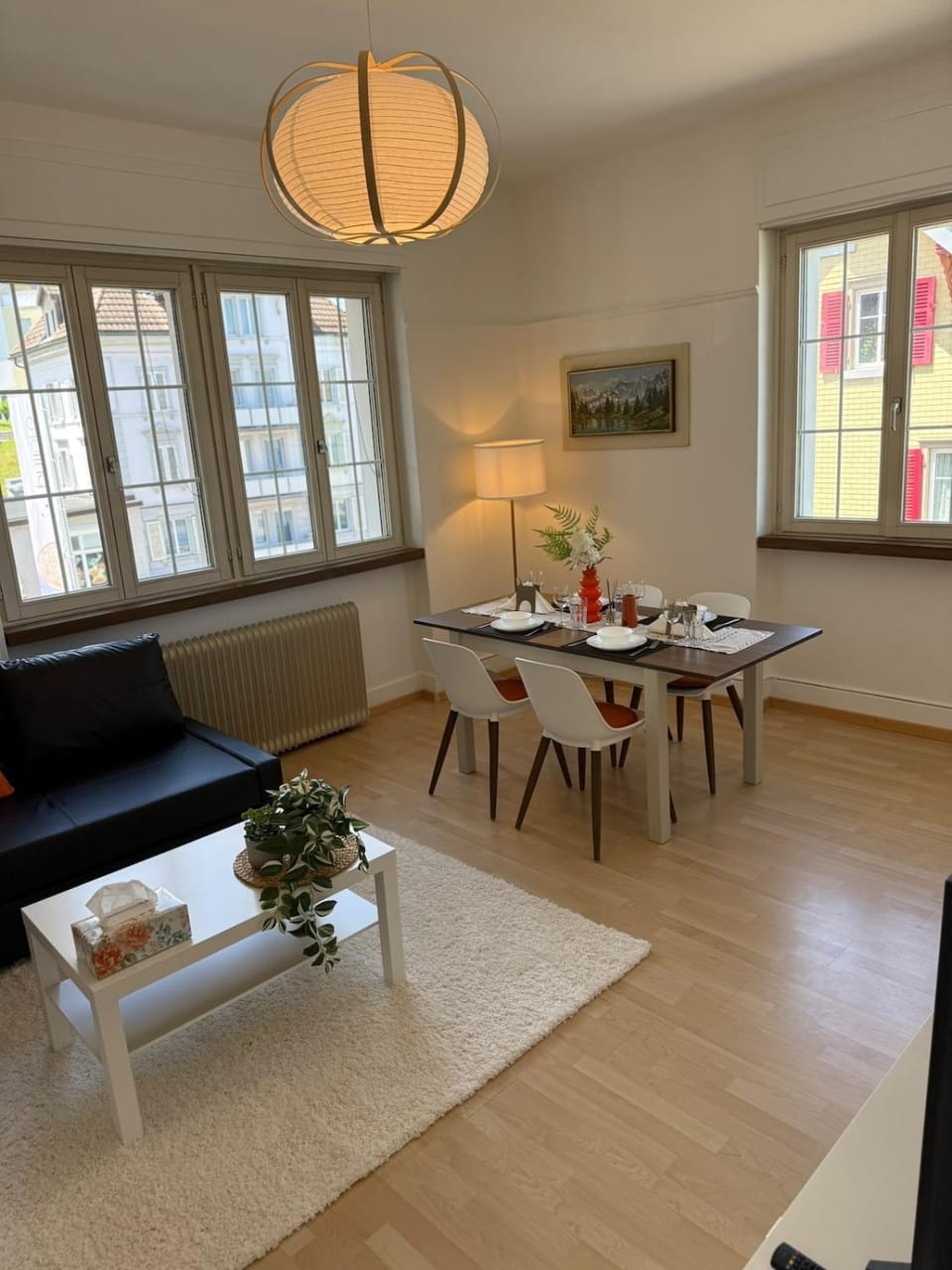 Living room, Dining area