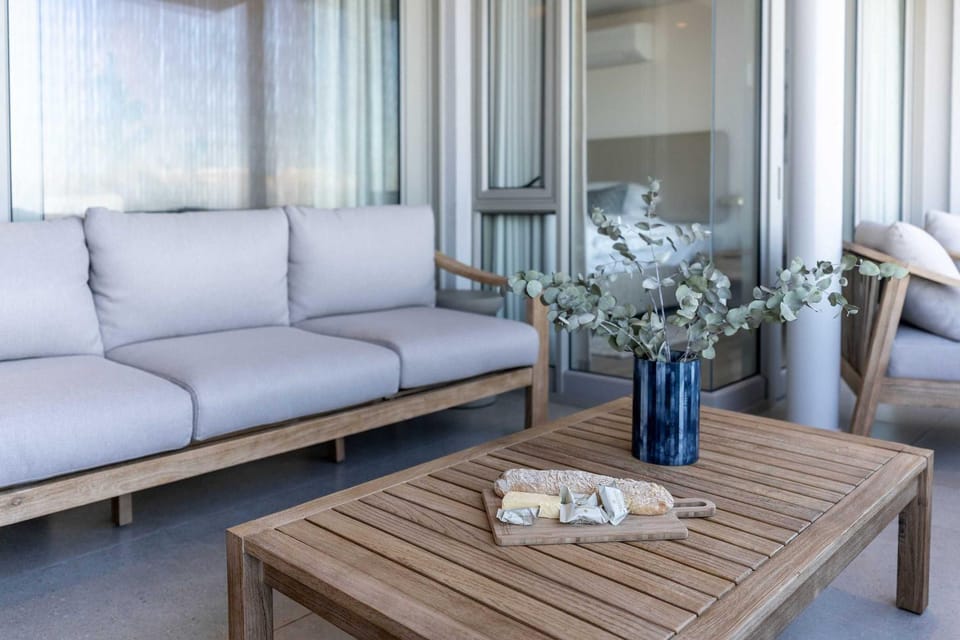 The Mira Hermanus Whale Watcher Haven 203 Apartment in Hermanus