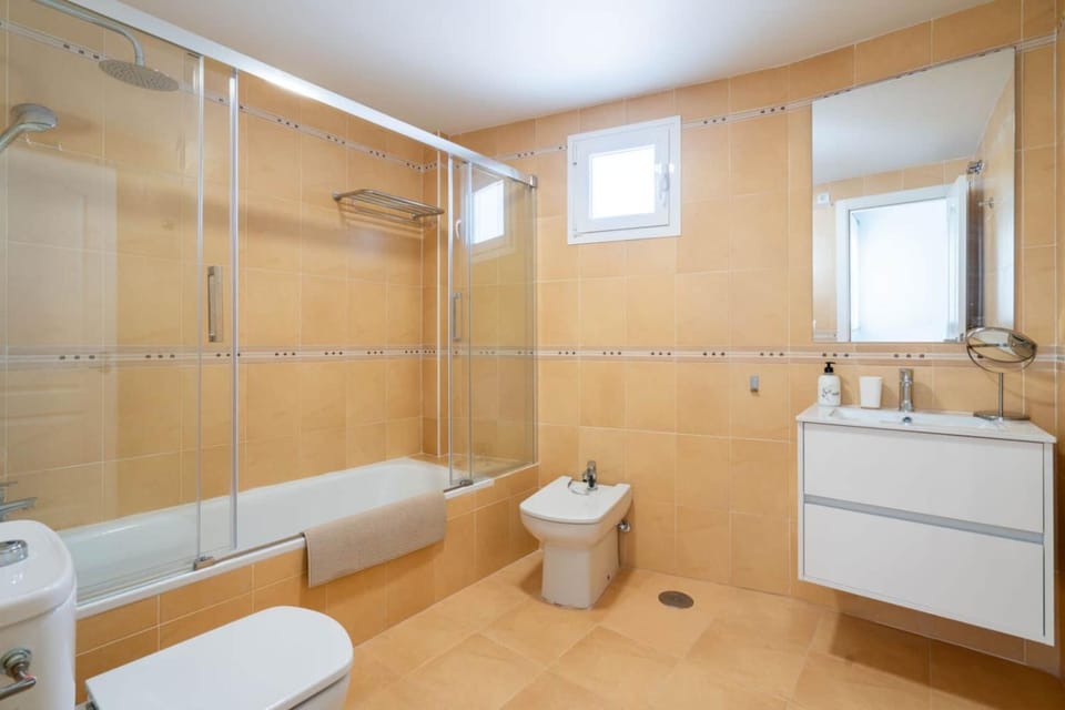 Shower, Bathroom, Bath, bidet