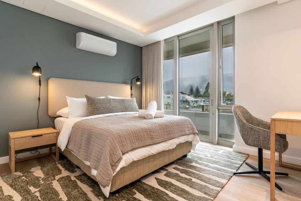 The Mira Hermanus Whispering Waves 305 Apartment in Hermanus