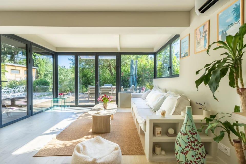 Appartement sur Domaine Aix - Piscine Tennis - Rossini House in Aix-en-Provence