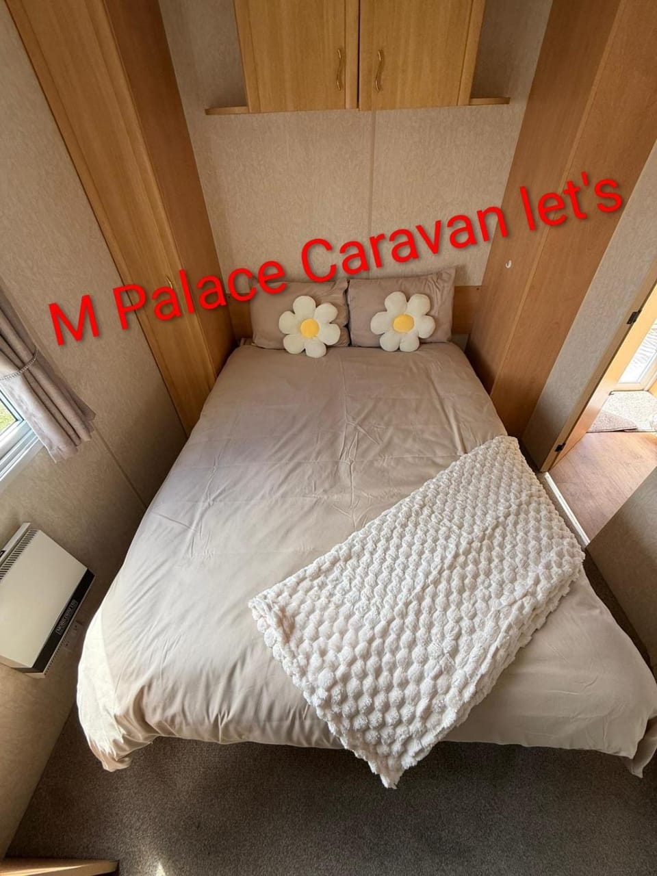 XE5 4 Berth North Shore Caravan Park Apartment in Skegness