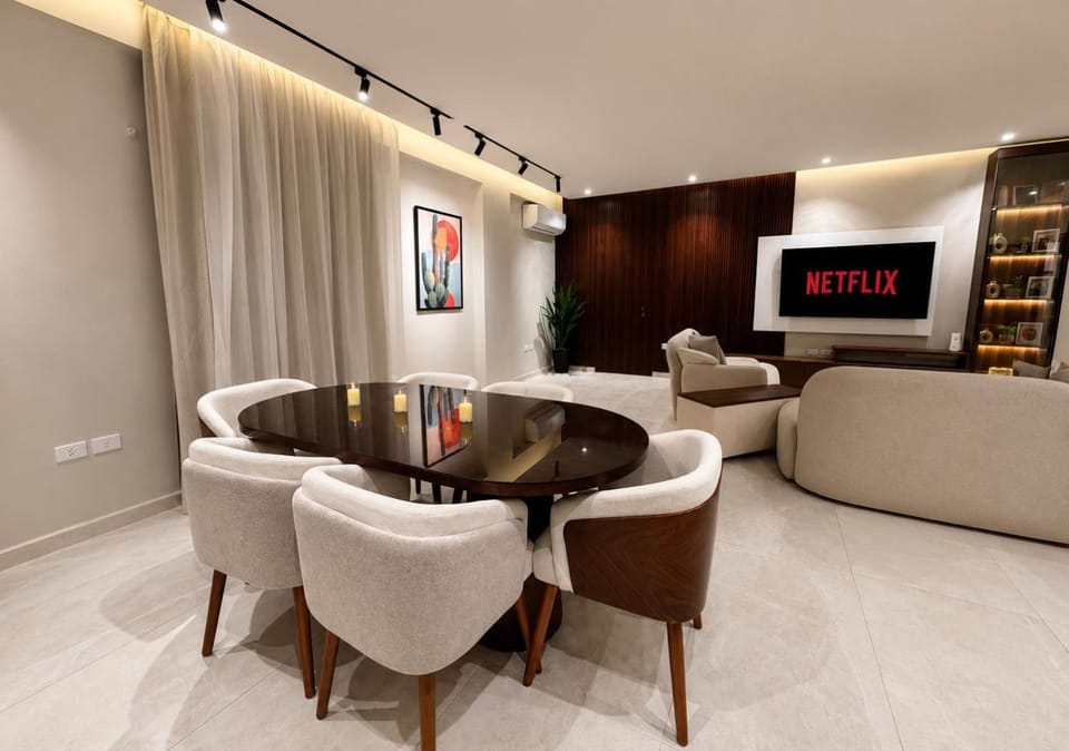 Communal lounge/ TV room, Living room, air conditioner