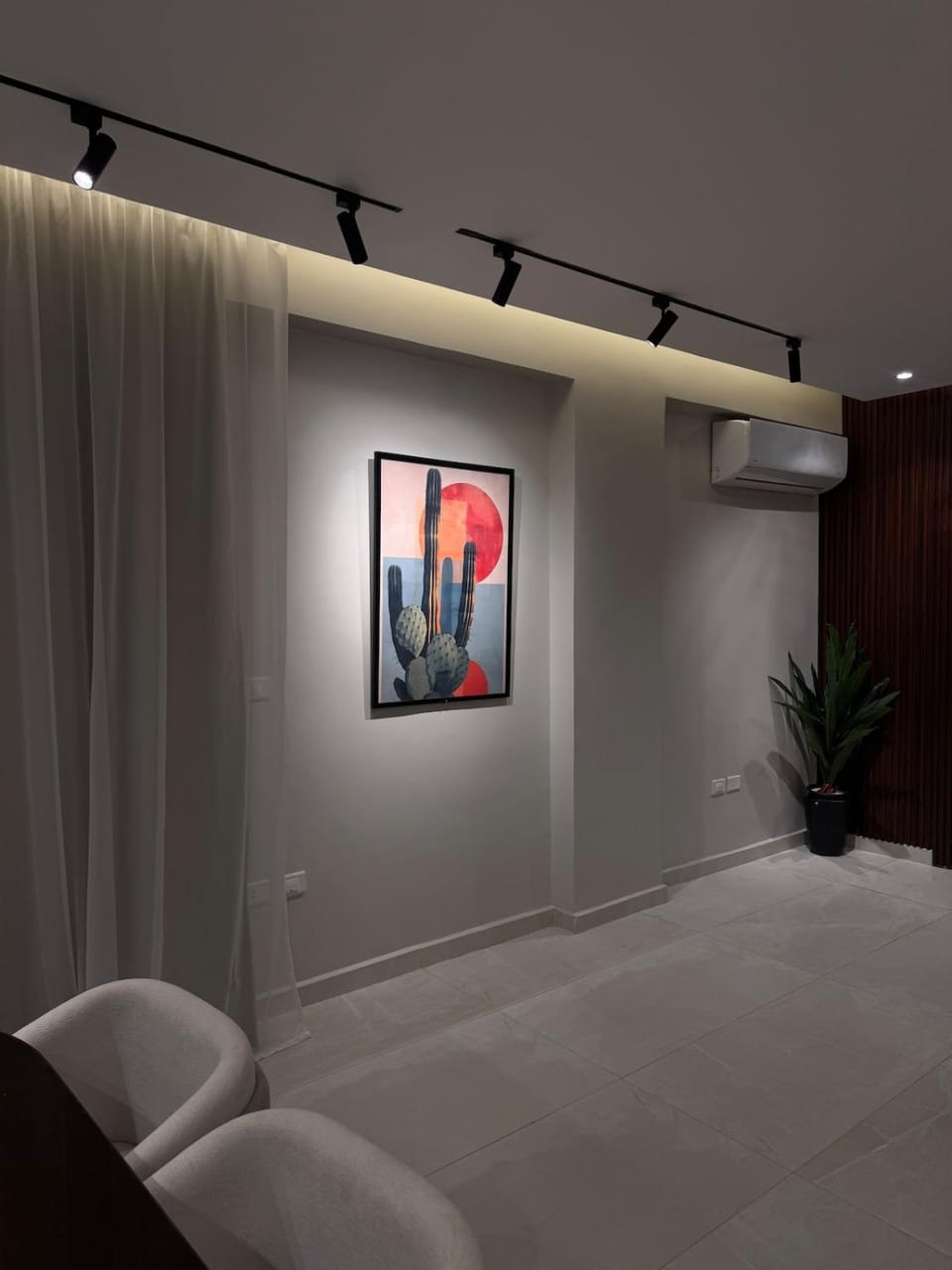 Photo of the whole room, Decorative detail, air conditioner