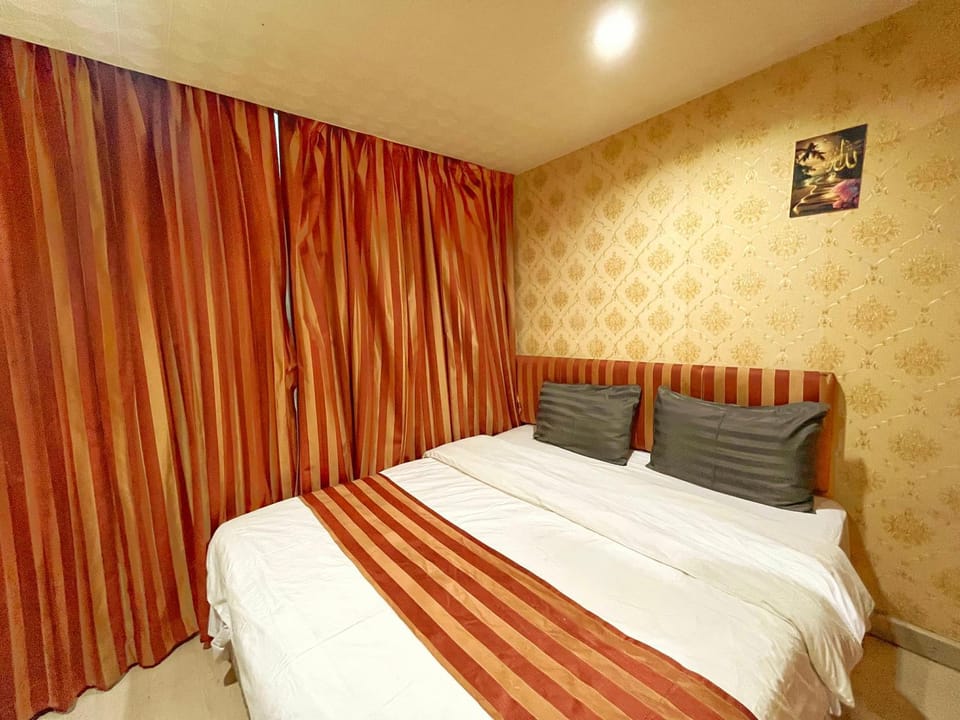 Tanakron Sukhumvit 11 Apartment in Bangkok