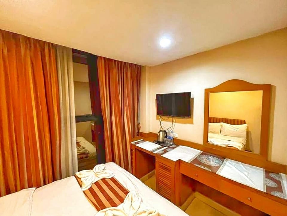 Tanakron Sukhumvit 11 Apartment in Bangkok