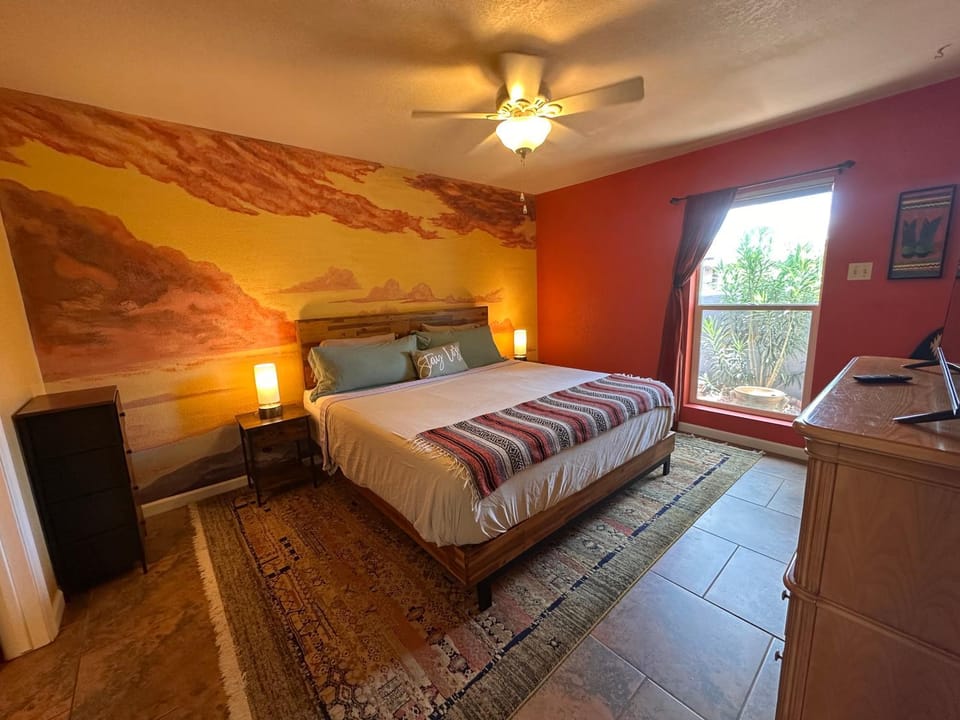 Cozy Cactus Inn Bed and Breakfast in Village of Oak Creek