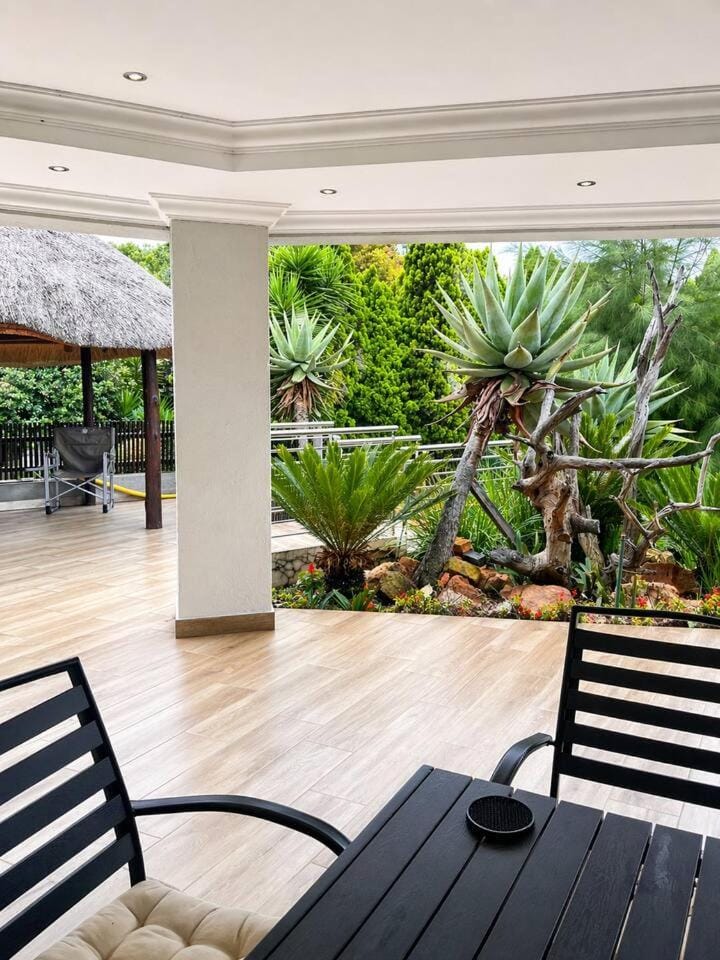 Vivid Voyages Boutique Villa - Holiday Home House in Sandton