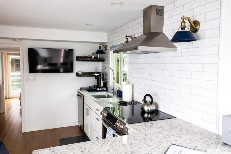 Endless Summer Oceanside Views House in North End Boston