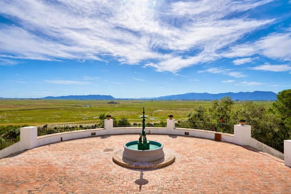 Nearby landmark, Spring, Day, Natural landscape