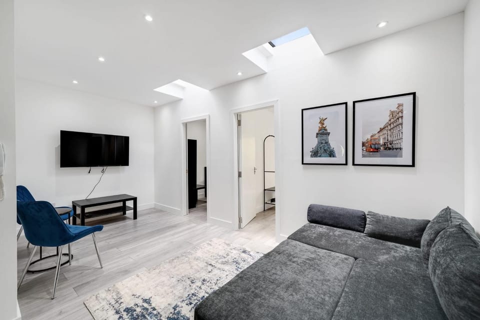 Stylish London 2 Bed Flat 2 15 mins to Central Apartment in London