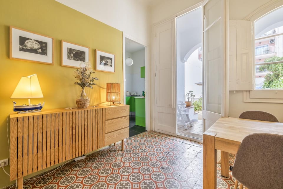 Property building, Living room