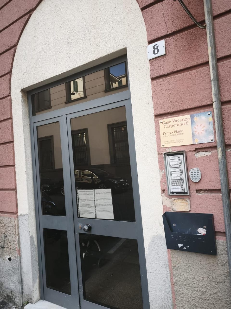 Property building, Facade/entrance
