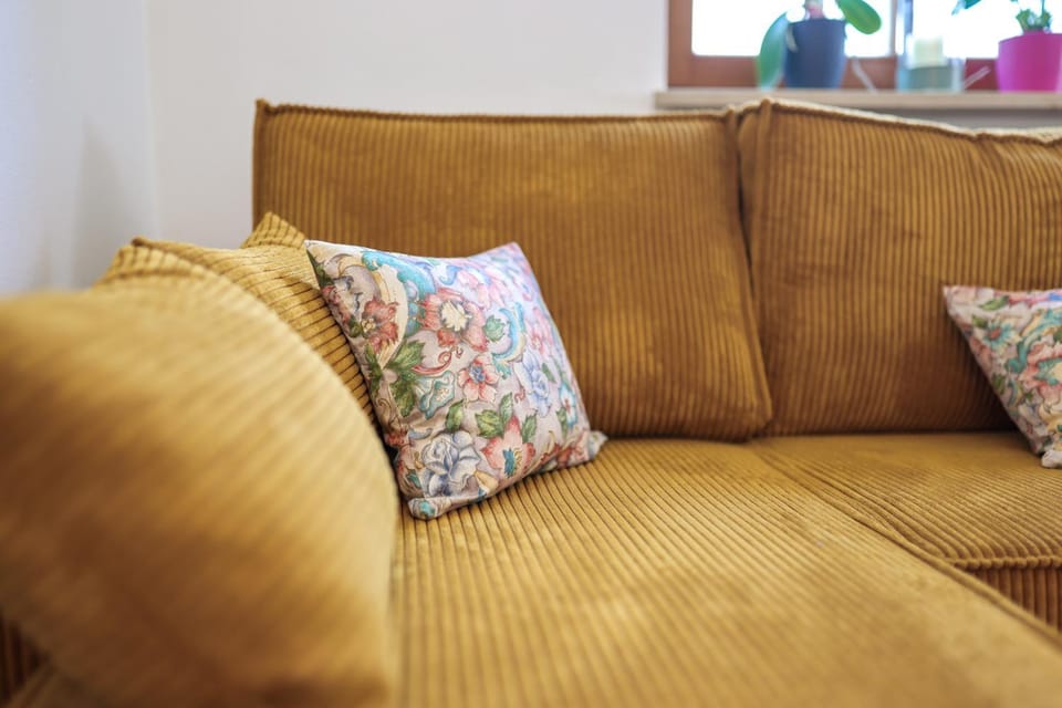 Bed, Living room, Decorative detail, Decorative detail