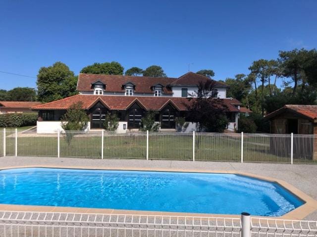 Pool view, Swimming pool