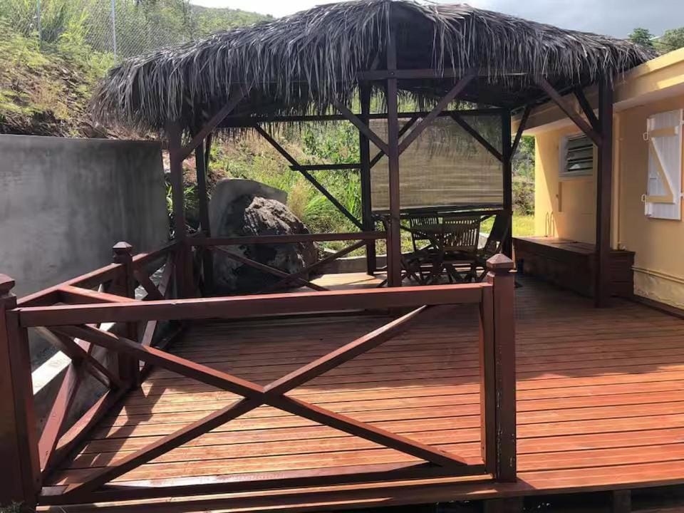 Gites vallée des caraibes House in Bouillante