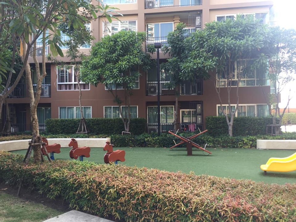 Property building, Area and facilities