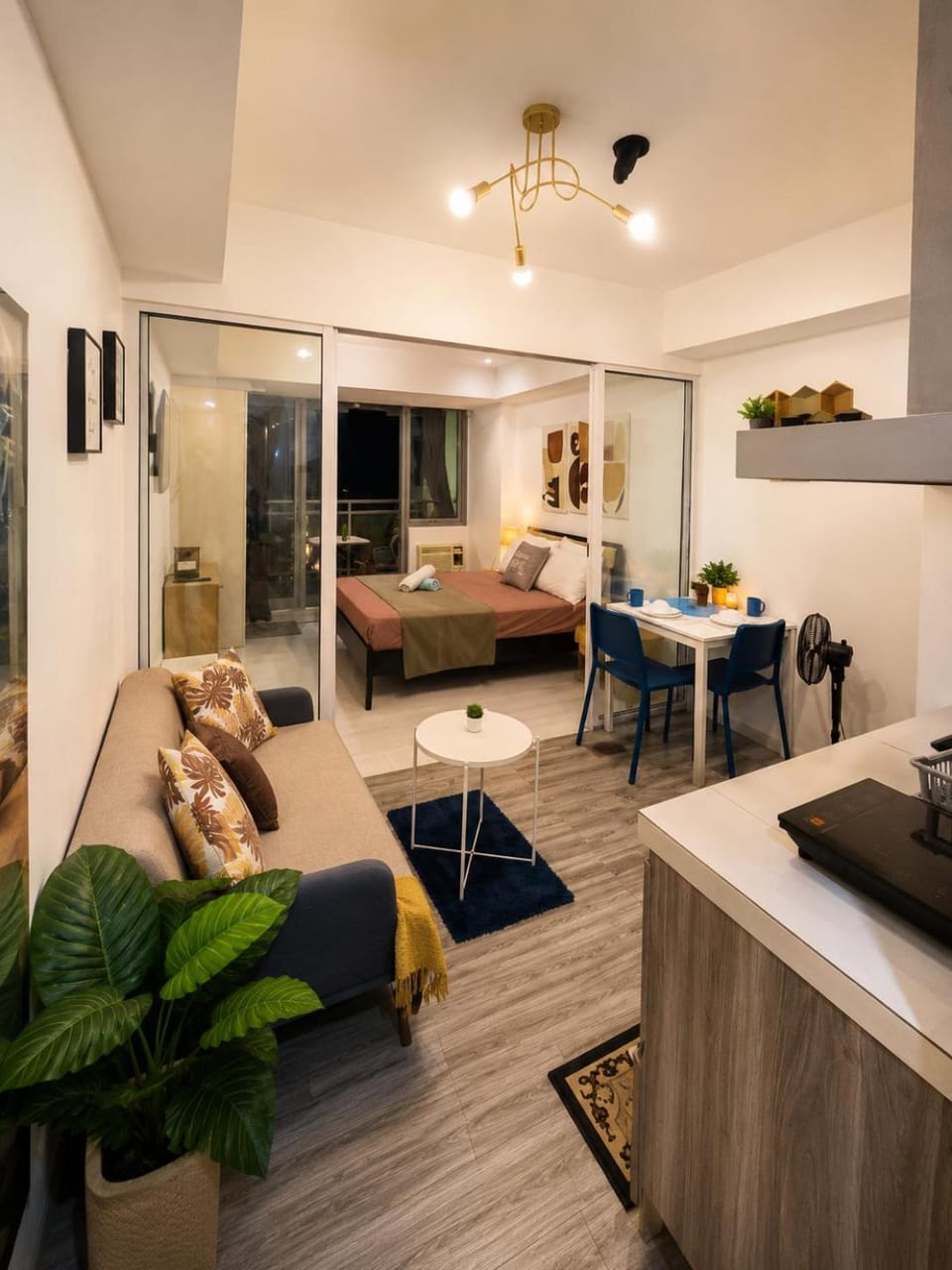 Azure Urban Resort Residences by Value Suites Resort in Paranaque