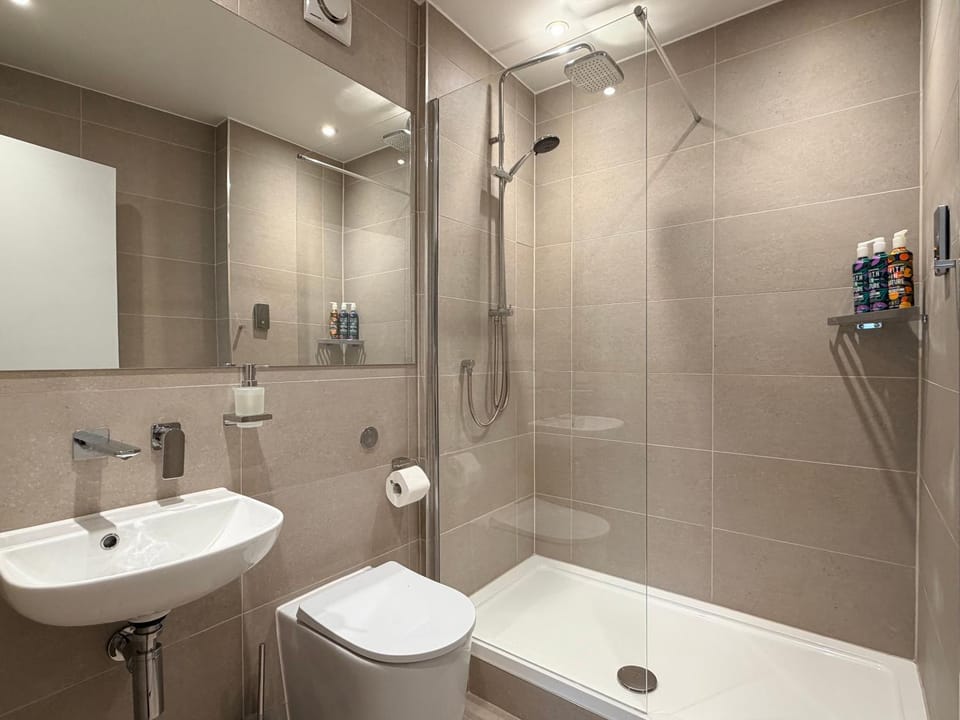 Shower, Bathroom