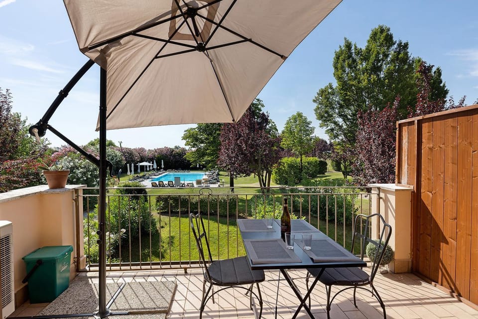 Golf & Lake Relax Apartment Apartment in Province of Brescia
