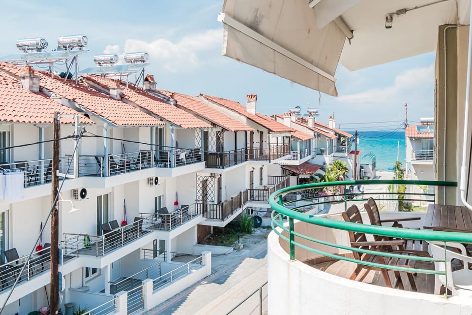 View (from property/room), Balcony/Terrace, Sea view