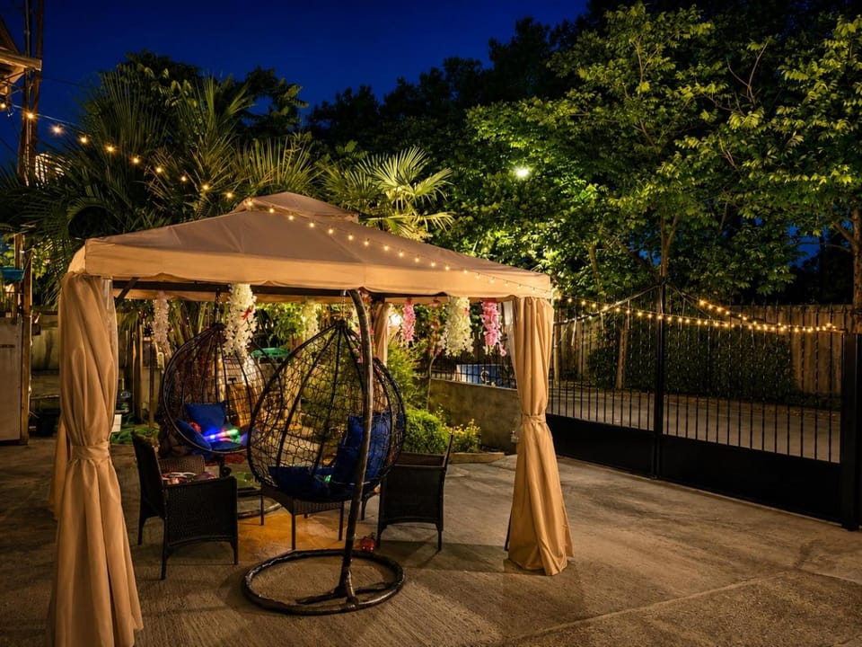 Patio, Night, Garden, Garden view