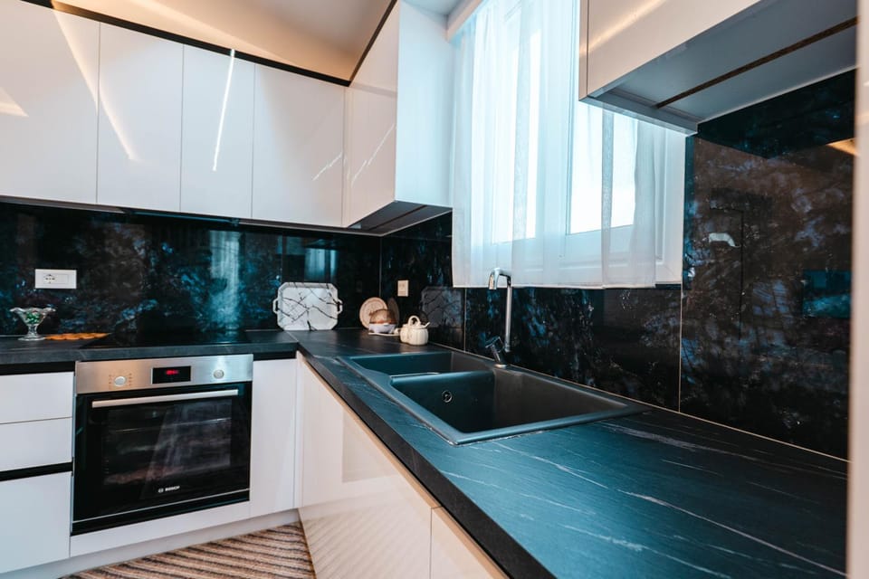 Kitchen or kitchenette, kitchen