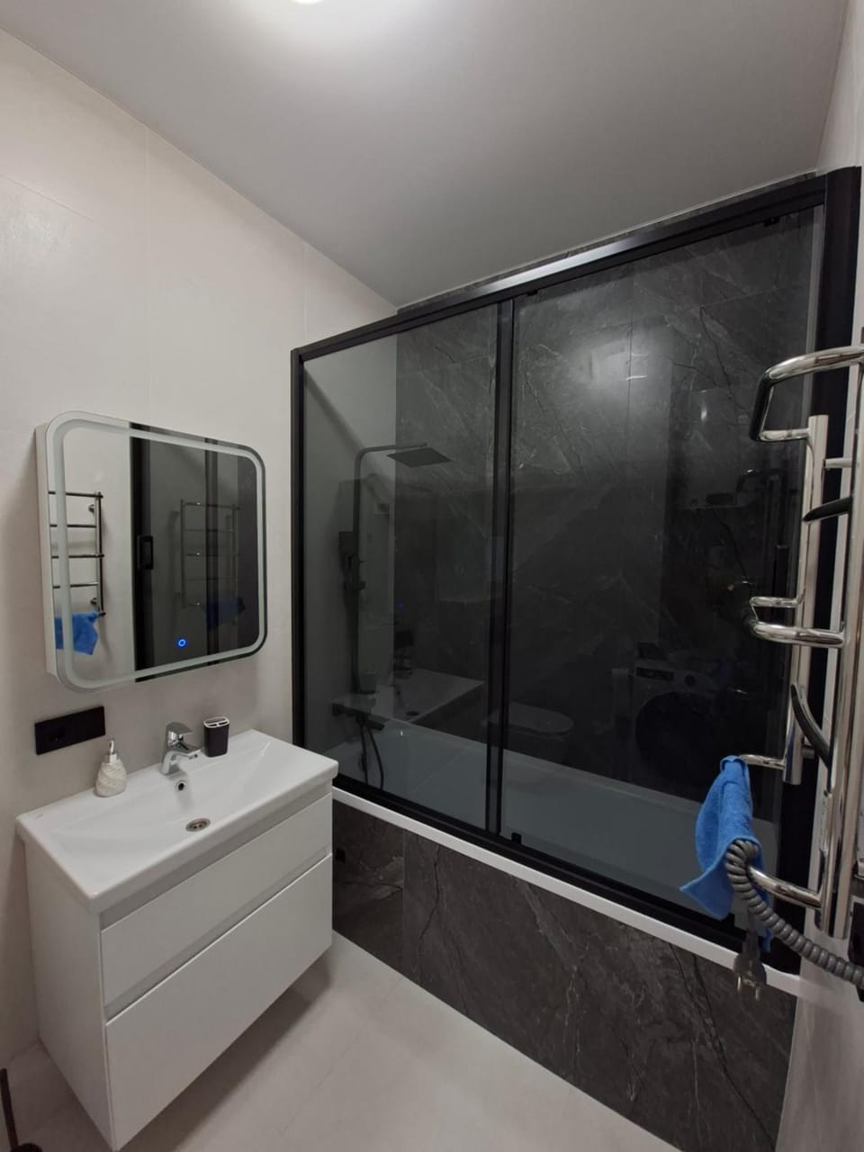 Shower, Bathroom